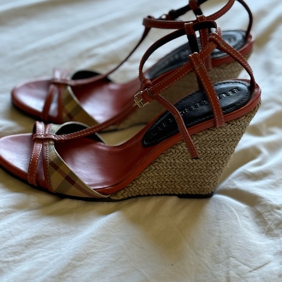 Burberry Wedges - Picture 5 of 7